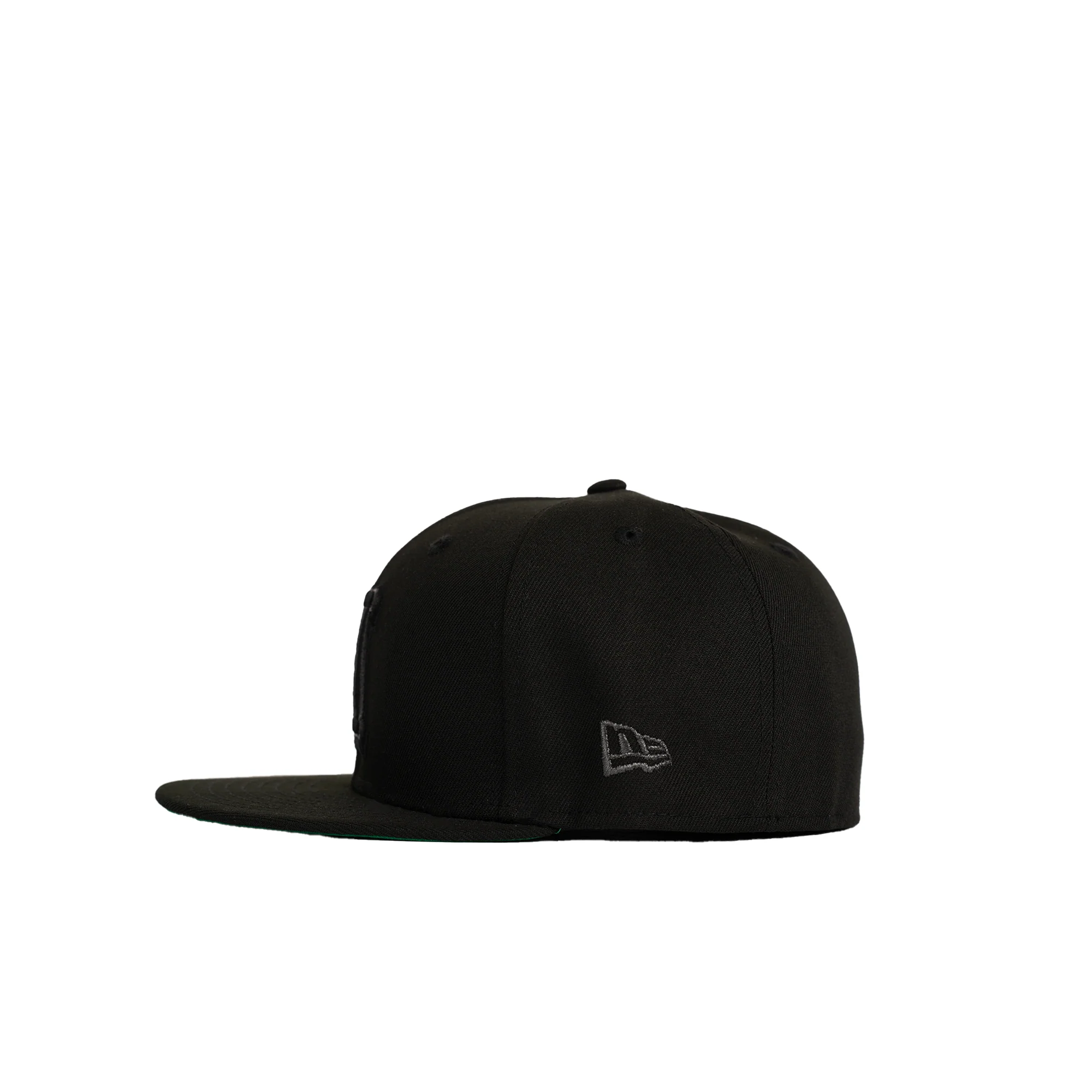 HOMETEAM New Era 59fifty Black on Black - Image 3
