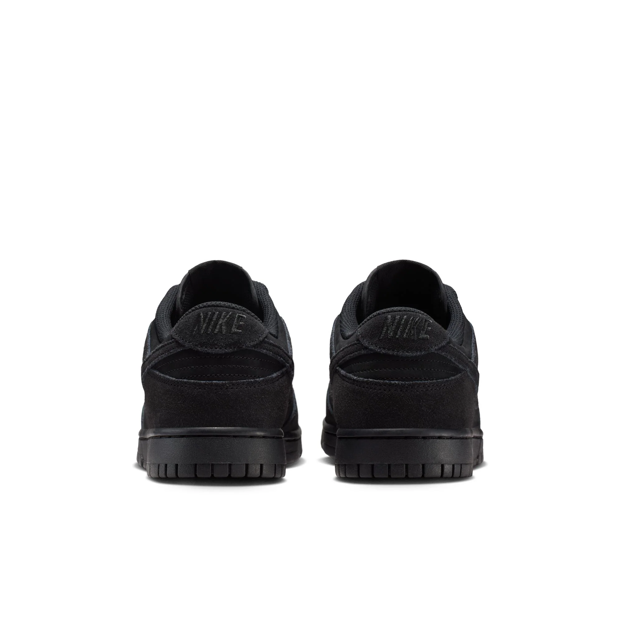 NIKE DUNK LOW RETRO SE - BLACK ON BLACK - Image 3