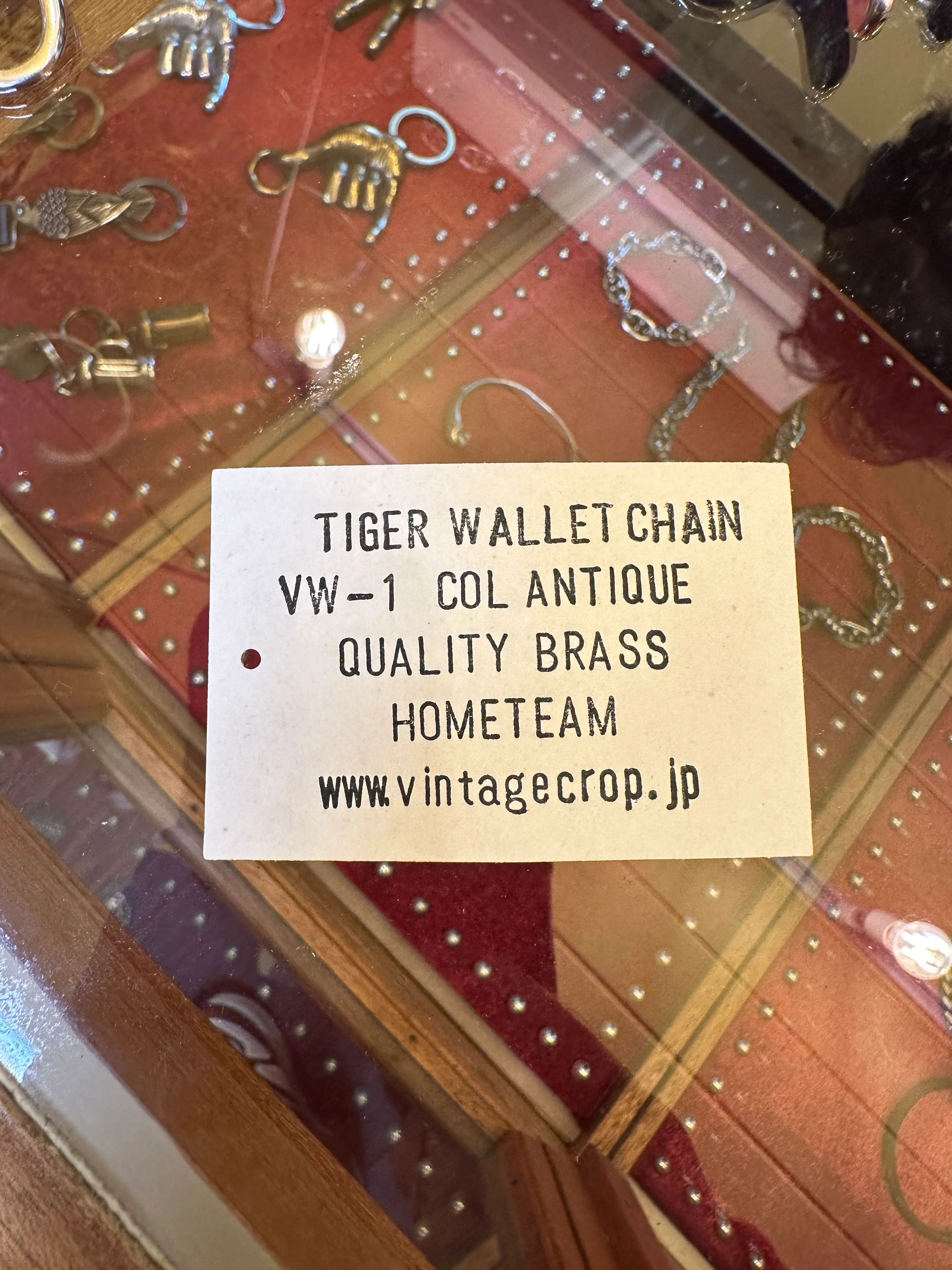 VIN'S VINTAGE  ACCESSORY'S - Image 2
